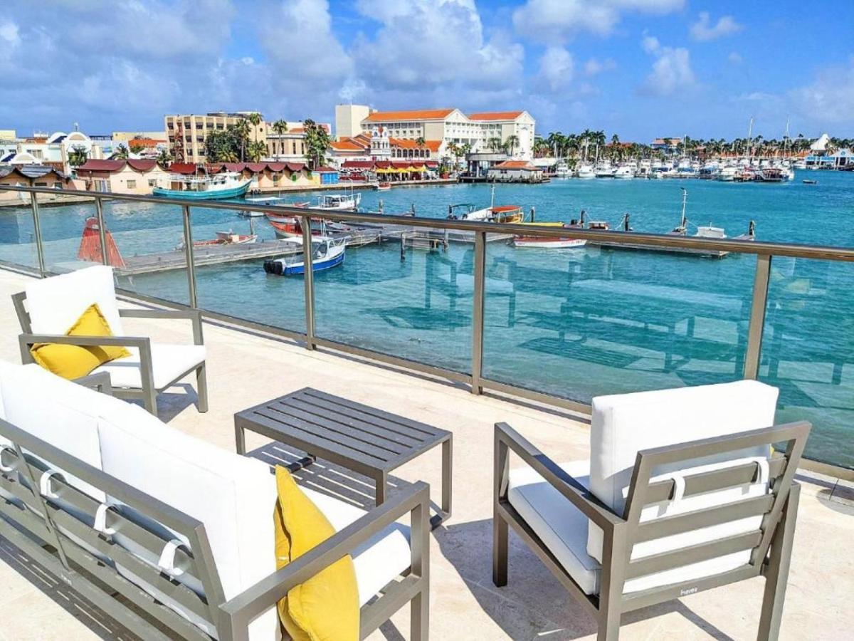 Stylish Luxury Condo, Central Location, Ocean View, Pool, Gym Oranjestad Exterior foto