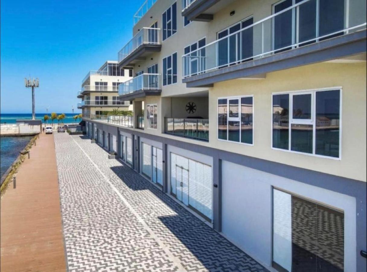 Stylish Luxury Condo, Central Location, Ocean View, Pool, Gym Oranjestad Exterior foto